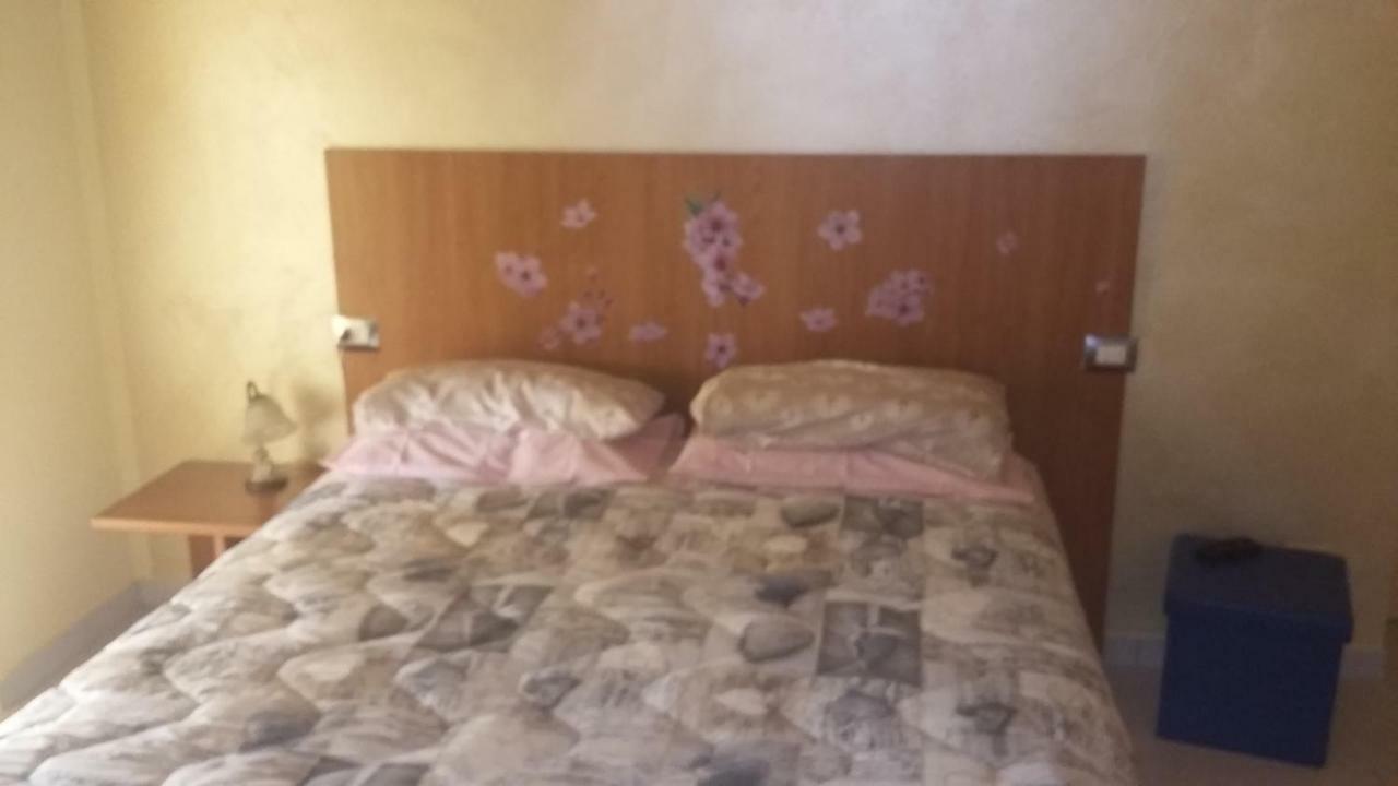 فاليجيو سول مينشيو B&B Peschi In Fiore المظهر الخارجي الصورة