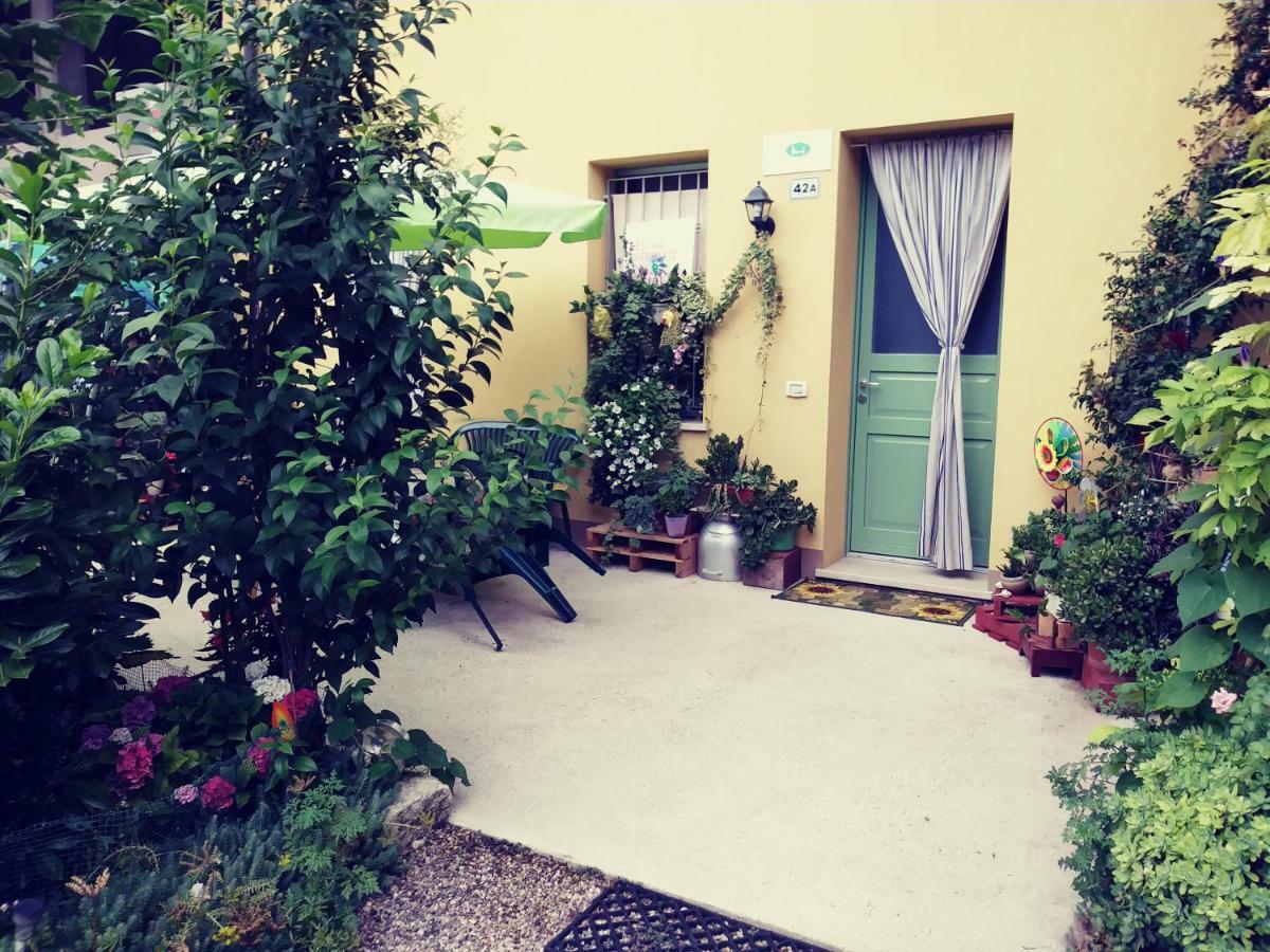 فاليجيو سول مينشيو B&B Peschi In Fiore المظهر الخارجي الصورة